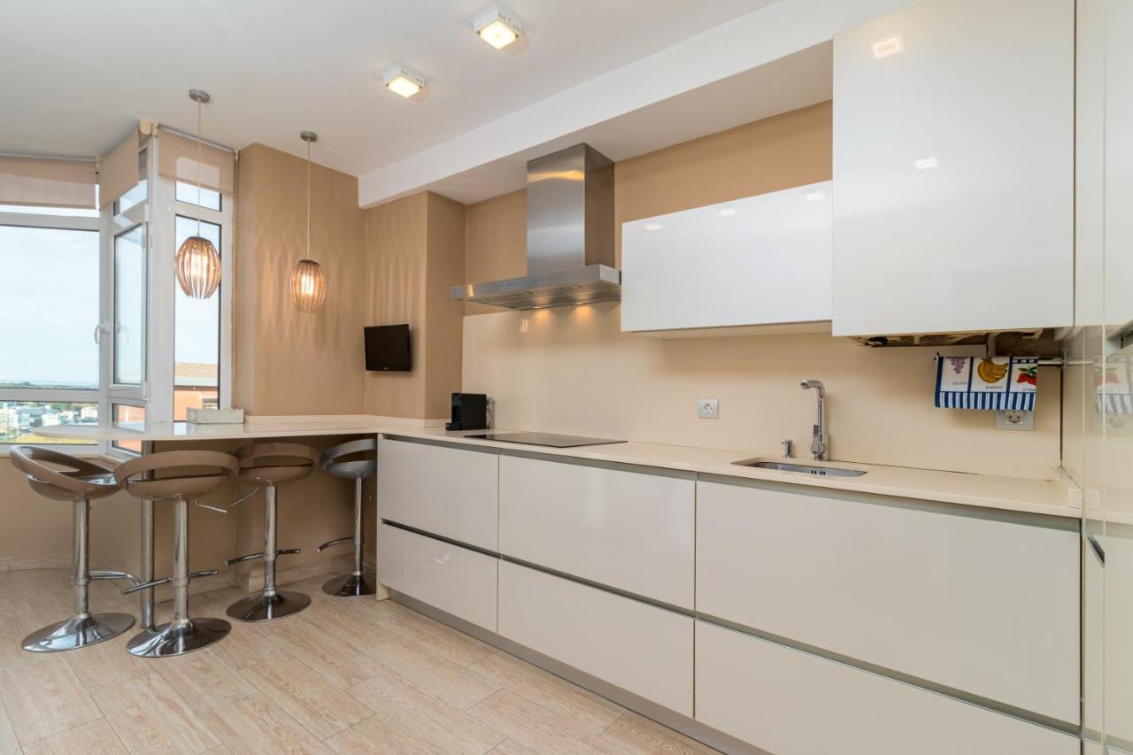 Apartamento Luminoso Cerca Playa Sardinero Con Parking Privado Santander Exterior photo